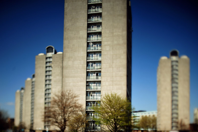 City (09)